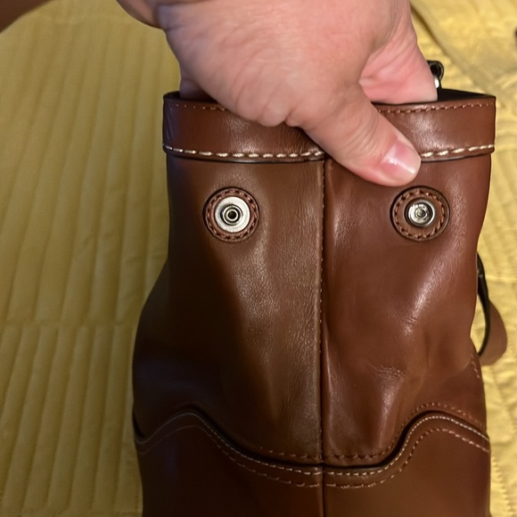 ⬇️⬇️PRICE DROP ⬇️⬇️ Coach all leather satchel. - Picture 7 of 12